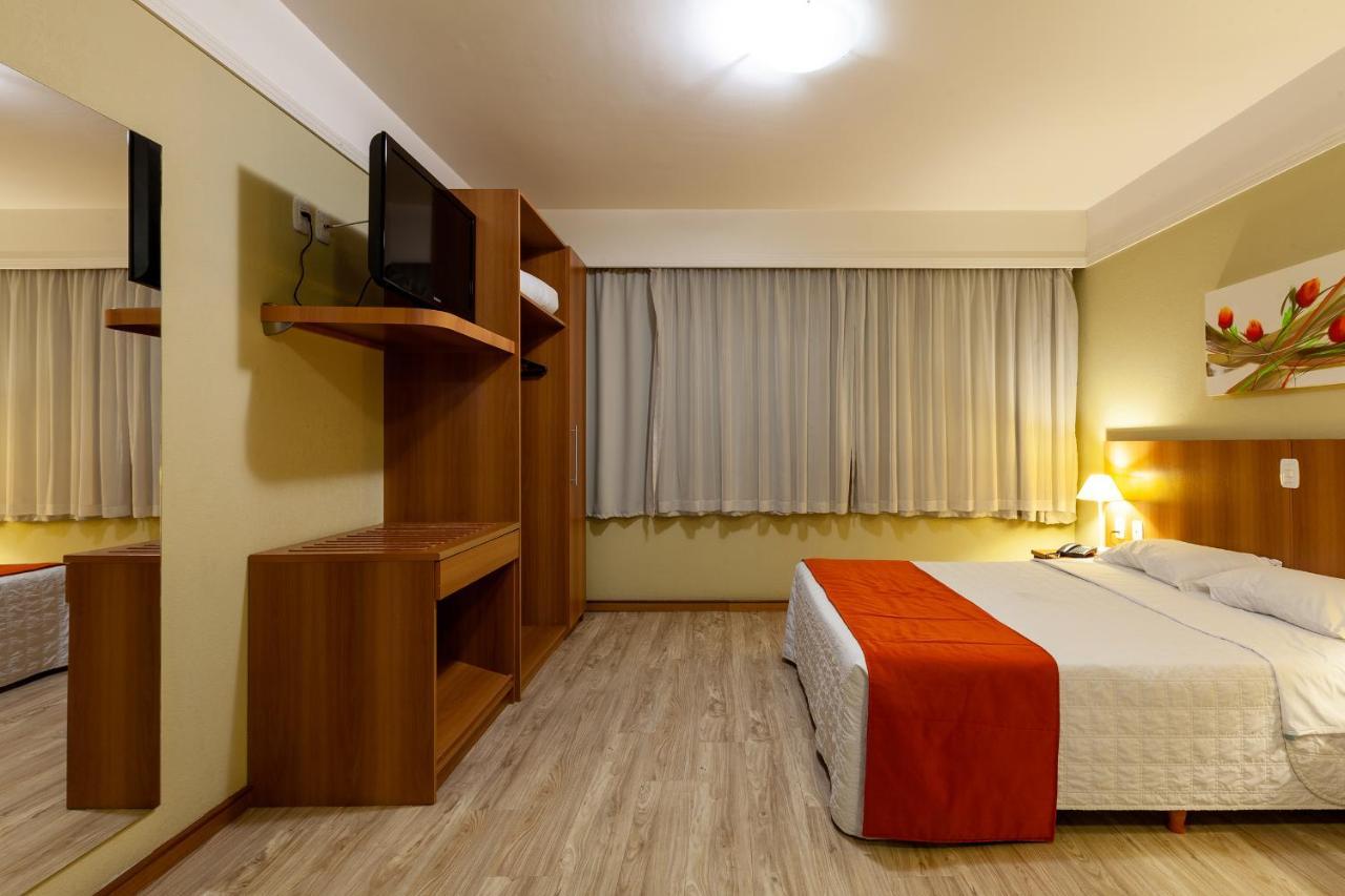 Tri Hotel Executive Caxias Кашиас-ду-Сул Экстерьер фото