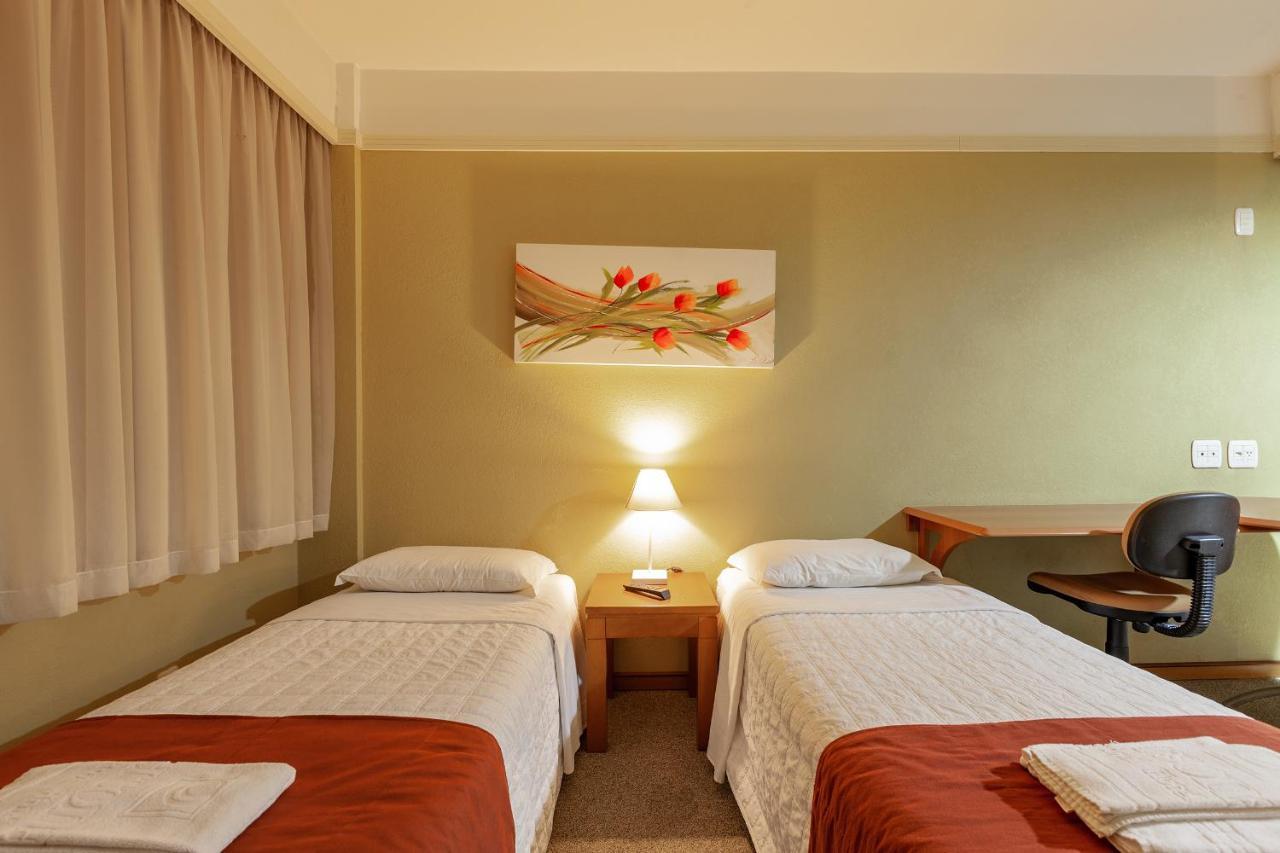Tri Hotel Executive Caxias Кашиас-ду-Сул Экстерьер фото